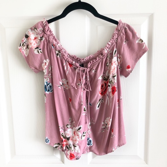 🚫 SOLD Kendall x Kylie Pink  Floral Top - Picture 3 of 7